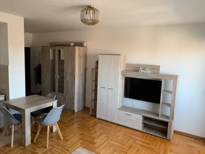 Ilije Pavlovića 15 | 4zida.rs