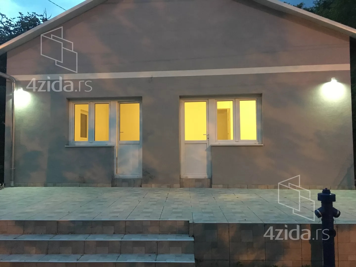 Lokal | 4zida