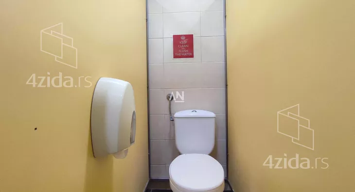 Šestosoban stan | 4zida