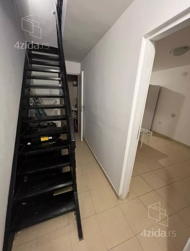 4-etažna kuća | 4zida