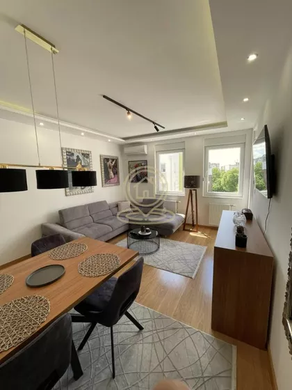 Rotkvarija | 4zida.rs