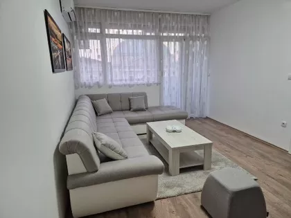 Gazimestanski Trg | 4zida.rs