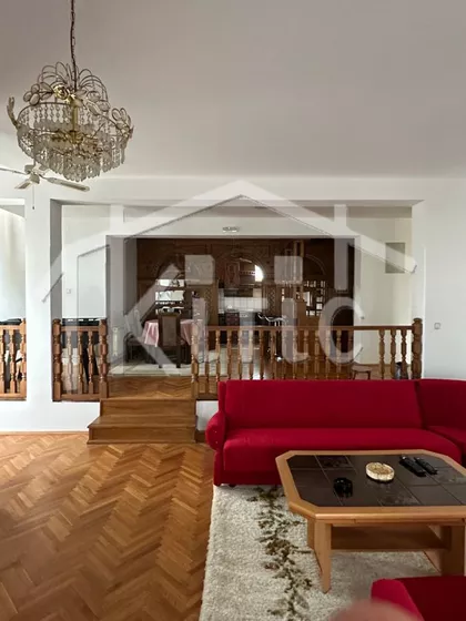 Okolne lokacije | 4zida.rs