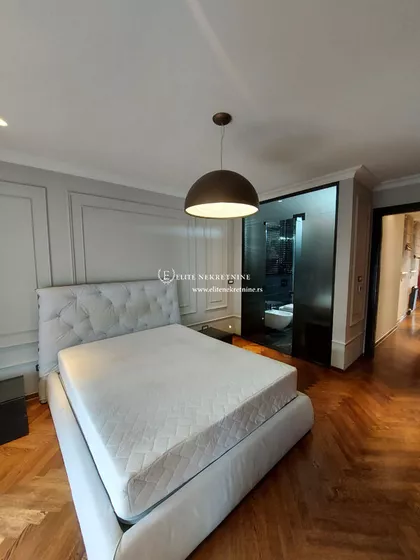 Patrijarha Varnave | 4zida.rs