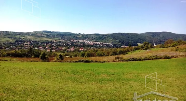 Plac | 4zida
