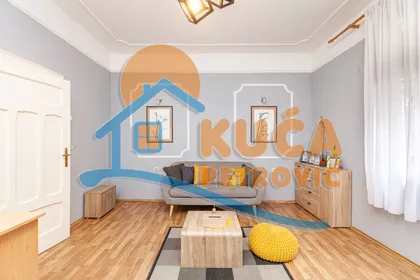 Prvomajska | 4zida.rs