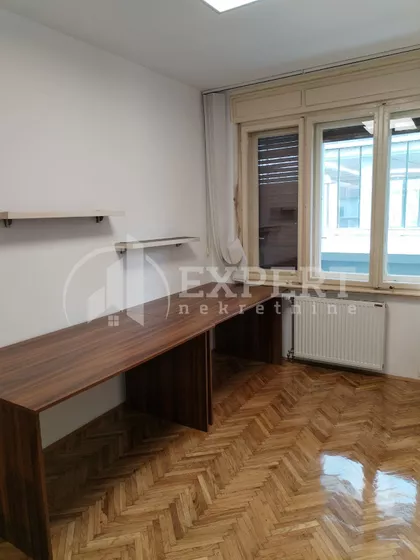 Obrenovićeva | 4zida.rs