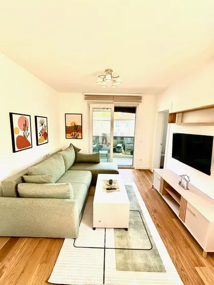 Južni Bulevar | 4zida.rs