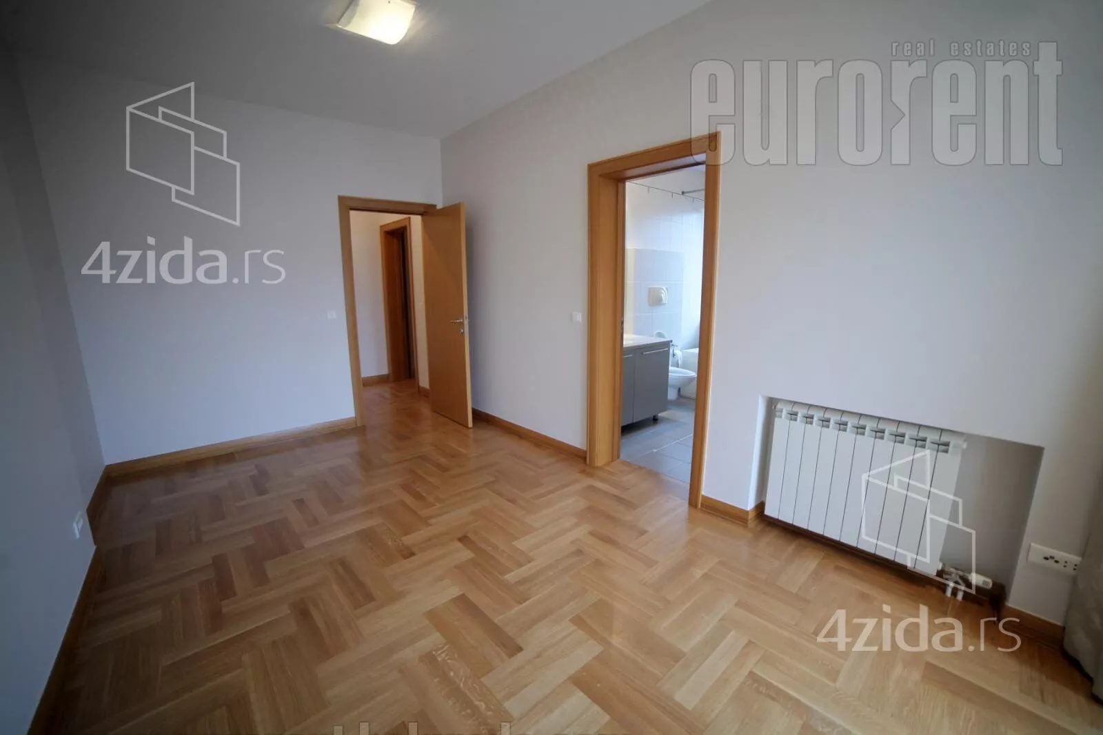 Petoiposoban stan | 4zida