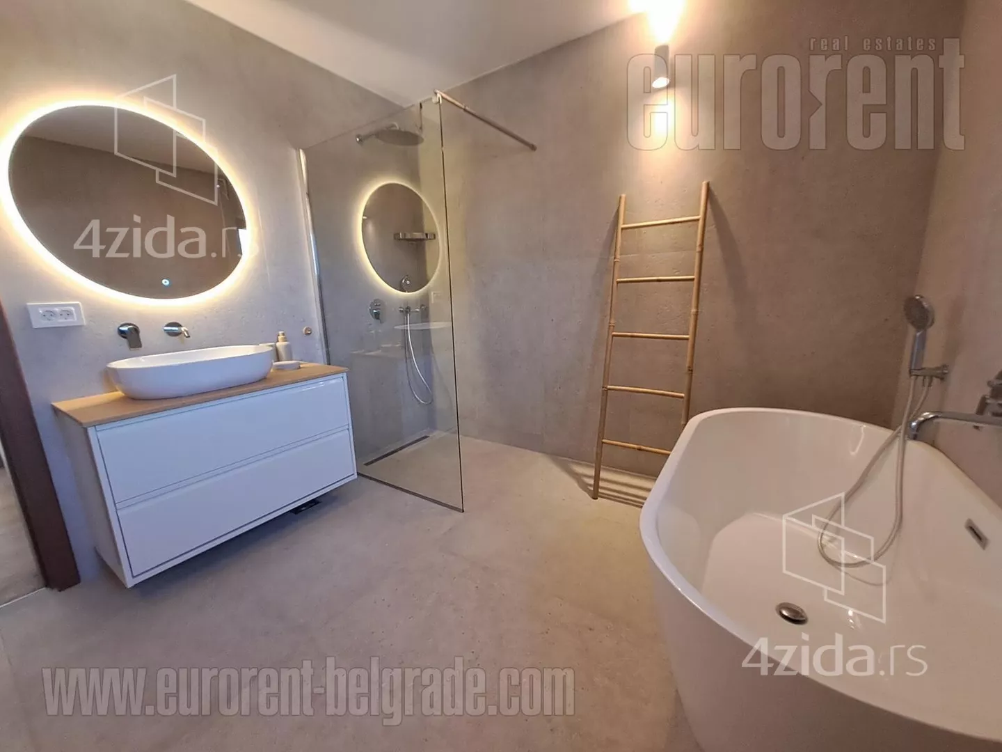 3-etažna kuća | 4zida