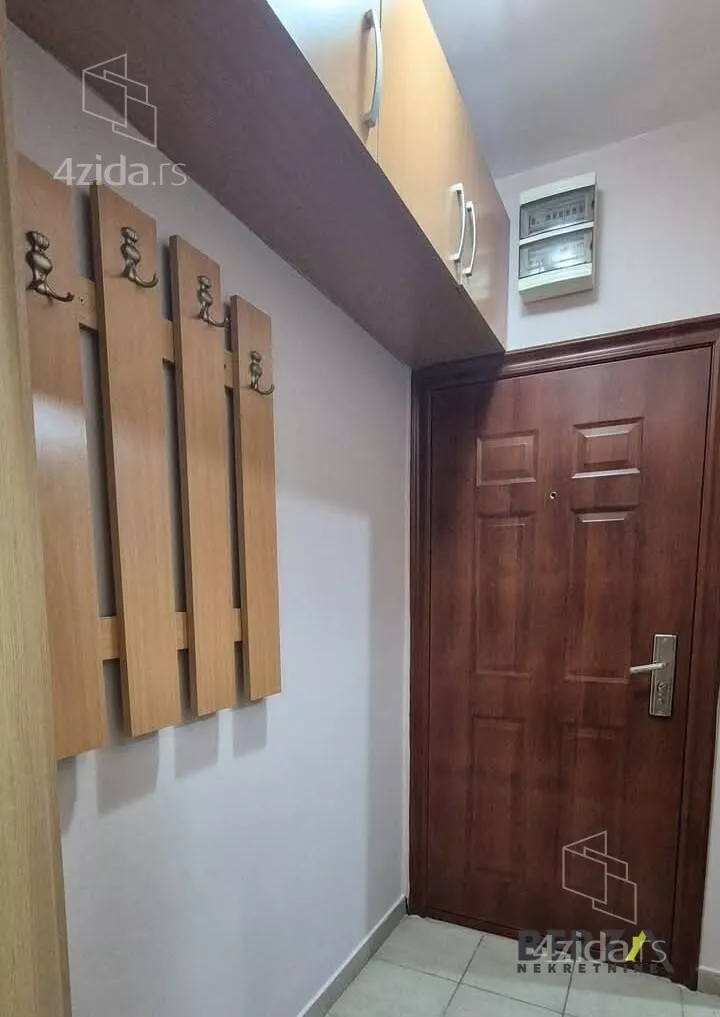 Garsonjera | 4zida