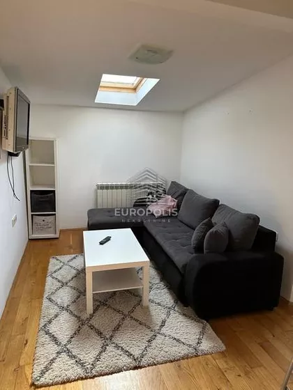 Zeleno Brdo, Zvezdara opština, Beograd | 4zida.rs