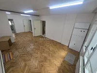 Centar, Gradske lokacije, Kragujevac | 4zida.rs