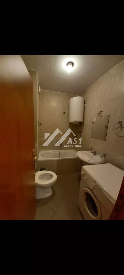 Bulevar Cara Lazara | 4zida.rs