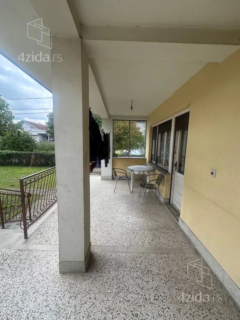3-etažna kuća | 4zida
