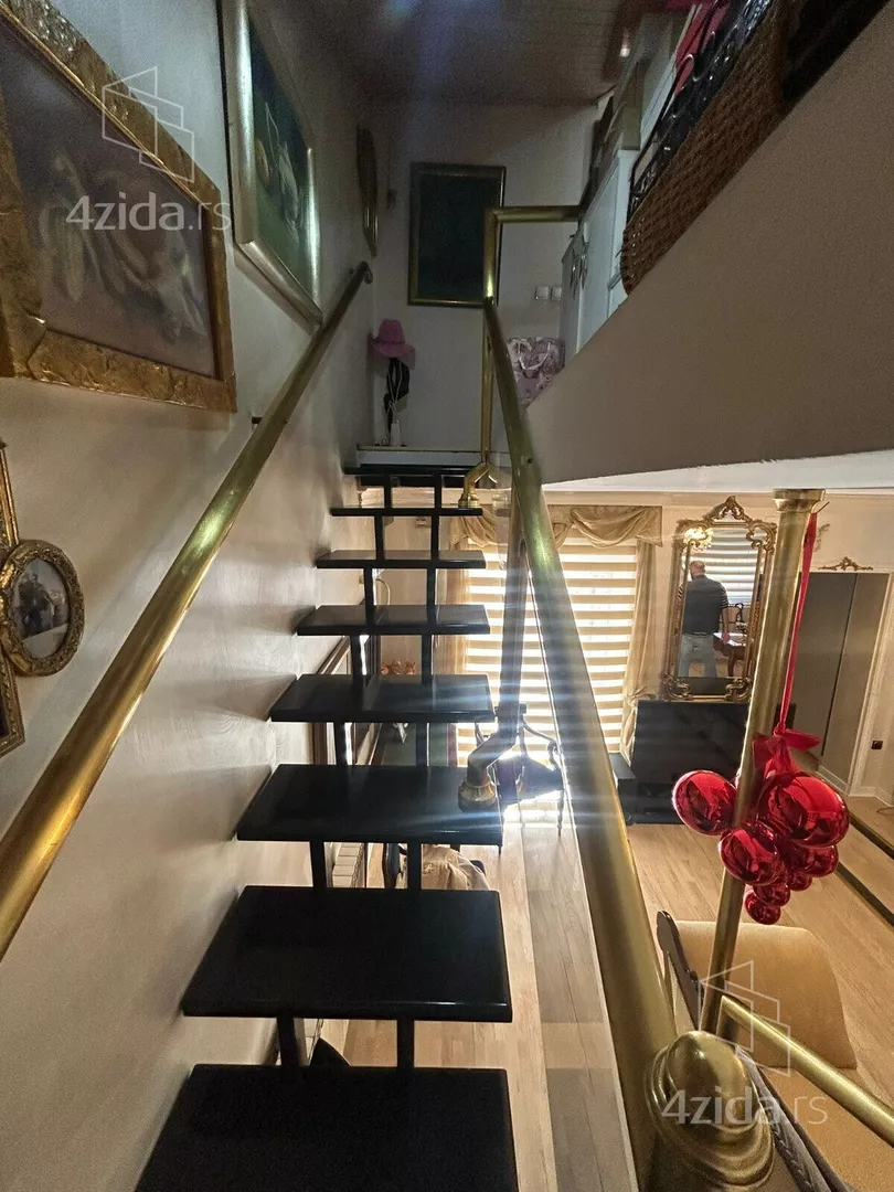 3-etažna kuća | 4zida