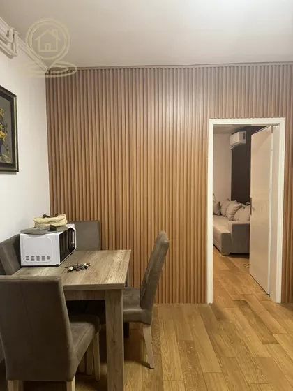 PARISKE KOMUNE | 4zida.rs