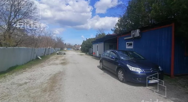 Plac | 4zida