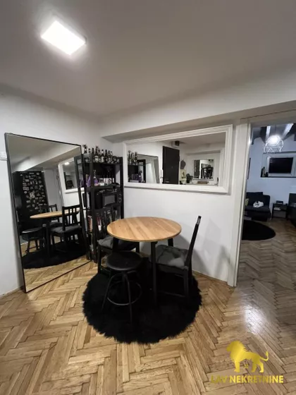 GUNDULIĆEV VENAC | 4zida.rs