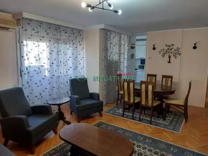 Balzakova | 4zida.rs