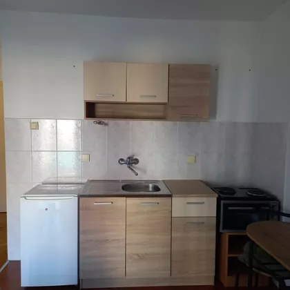 Cara Dušana 82 | 4zida.rs