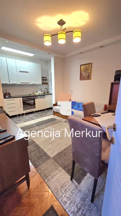 Gradske lokacije | 4zida.rs