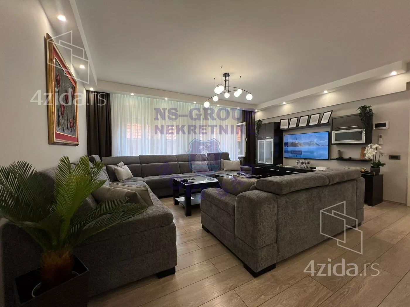 Četvorosoban stan | 4zida