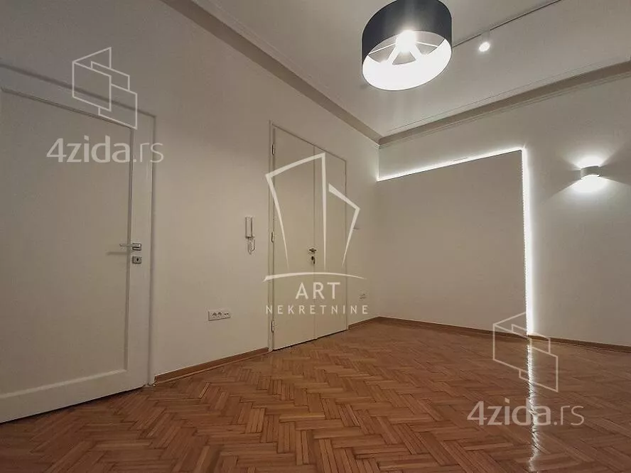 Kancelarija | 4zida