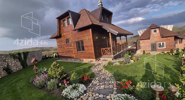 3-etažna kuća | 4zida