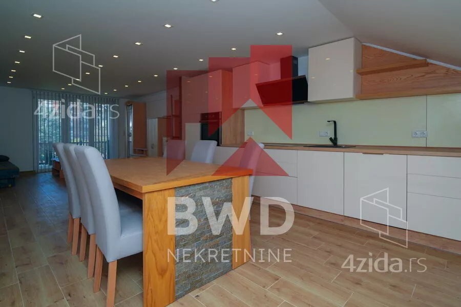 3-etažna kuća | 4zida