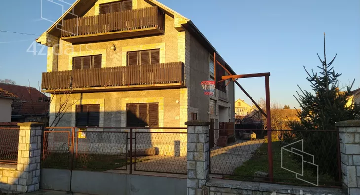 2-etažna kuća | 4zida
