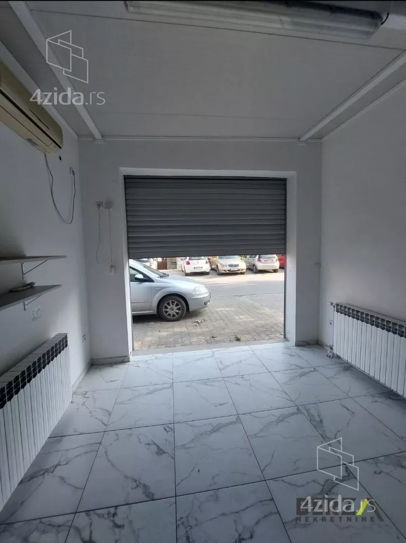 Lokal | 4zida
