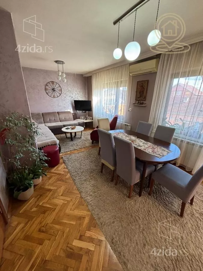 Četvorosoban stan | 4zida