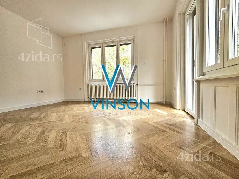 Četvoroiposoban stan | 4zida