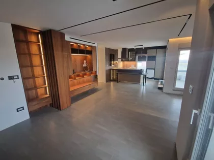 Stari Banovci | 4zida.rs