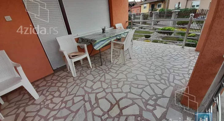 Kuća | 4zida