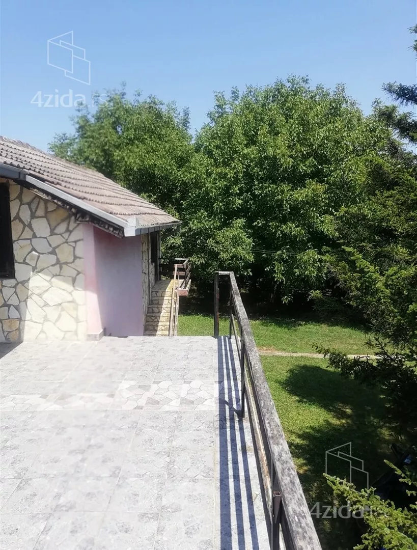 Poljoprivredno zemljište | 4zida