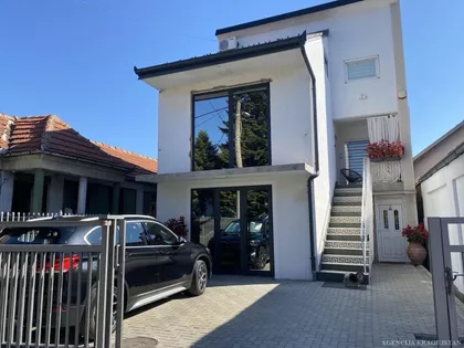 Mala Vaga | 4zida.rs