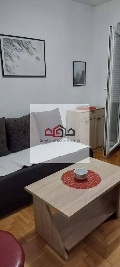 Cara Dušana | 4zida.rs