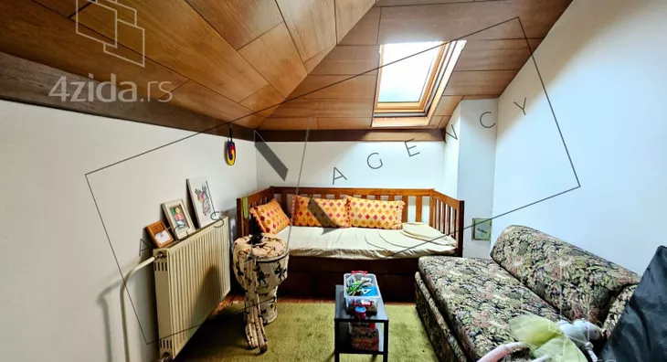 3-etažna kuća | 4zida