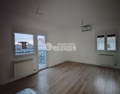 Vojvođanska | 4zida.rs