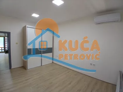 Stojana Andrića | 4zida.rs