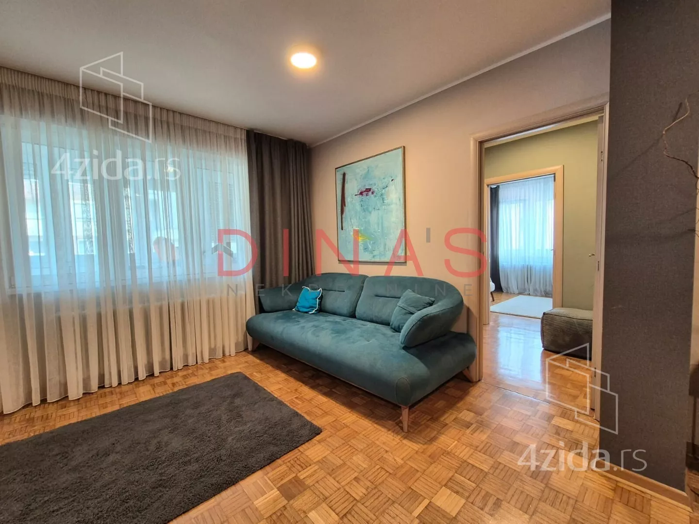 Troiposoban stan | 4zida