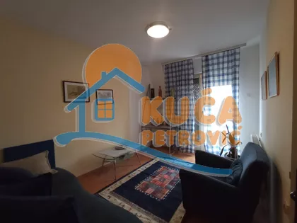 Radnih brigada | 4zida.rs