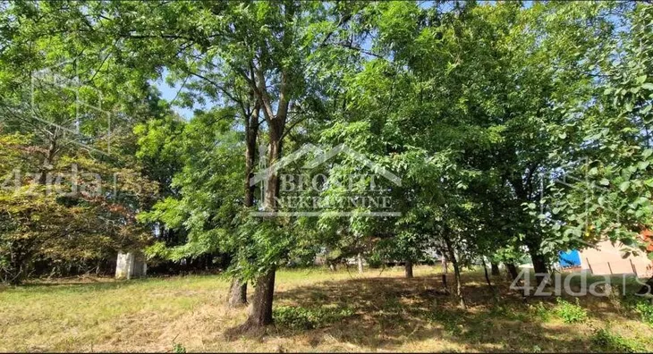 Građevinsko zemljište | 4zida