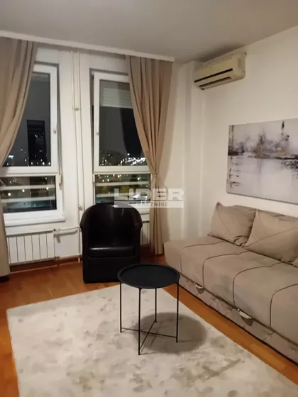 Jurija Gagarina | 4zida.rs