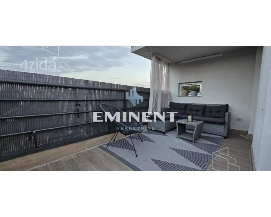 Petosoban stan | 4zida