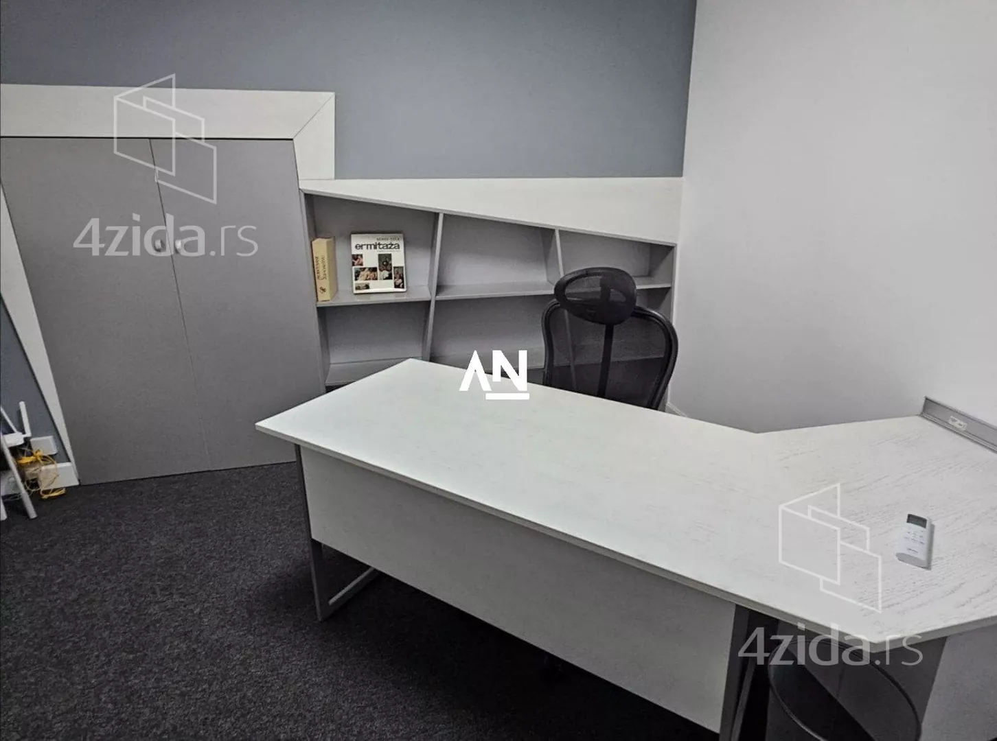 Poslovni prostor | 4zida