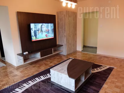 BANOVO BRDO | 4zida.rs