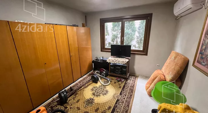 4-etažna kuća | 4zida